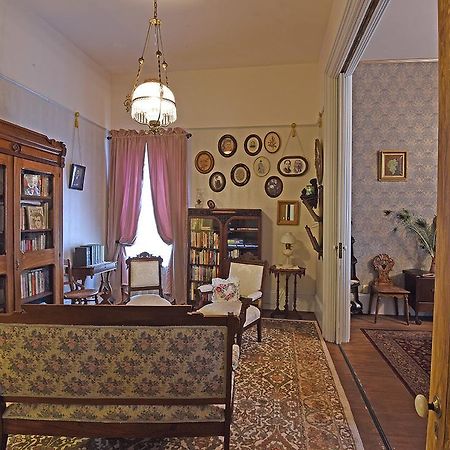 B Street House Inn Вирджиния-Сити Экстерьер фото